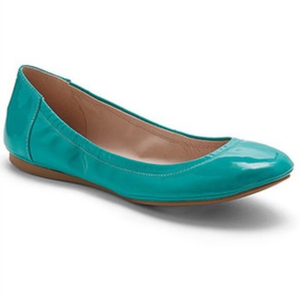 Vince Camuto Ellen flats